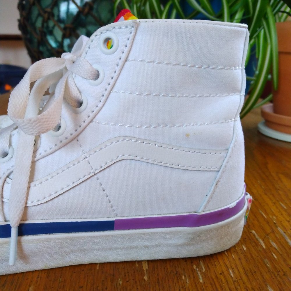 Vans Sk8-Hi Tapered True White Rainbow Foxing 7 5.5 Pride🏳️‍🌈 - Picture 7 of 13